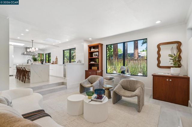 3646 Happy Valley Rd, Lafayette, CA 94549