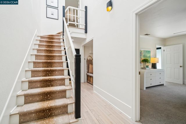 3646 Happy Valley Rd, Lafayette, CA 94549