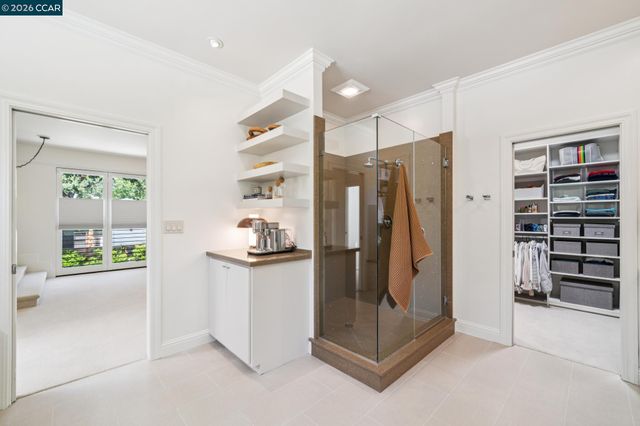 3646 Happy Valley Rd, Lafayette, CA 94549
