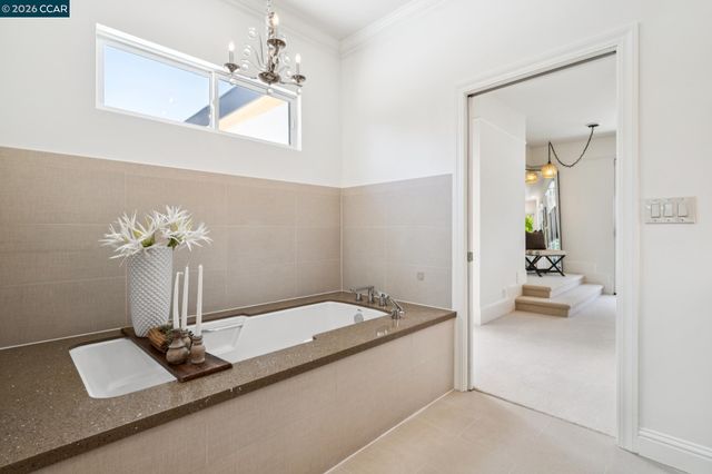 3646 Happy Valley Rd, Lafayette, CA 94549