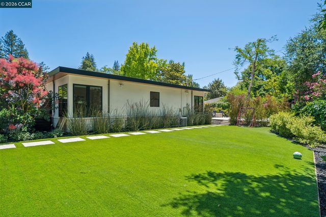 3646 Happy Valley Rd, Lafayette, CA 94549