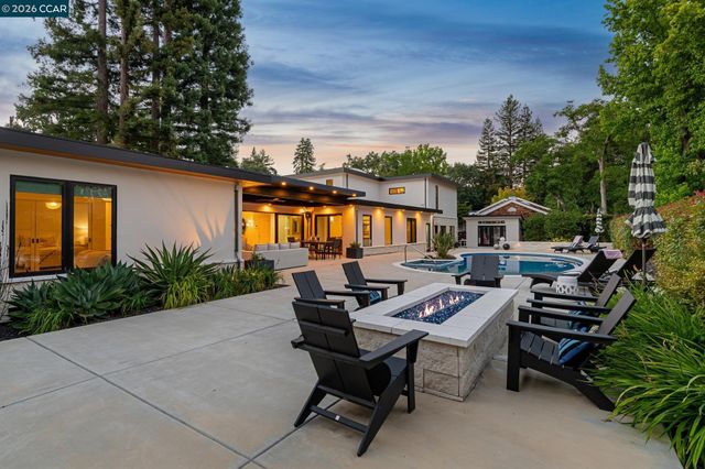 3646 Happy Valley Rd, Lafayette, CA 94549