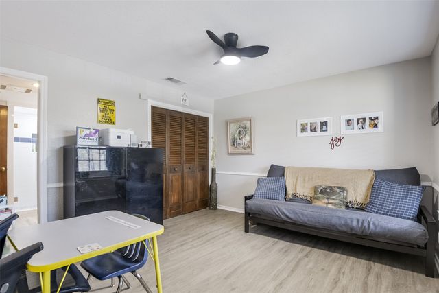 2205 Prestonwood Drive, Arlington, TX 76012