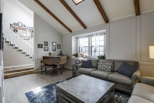 2205 Prestonwood Drive, Arlington, TX 76012