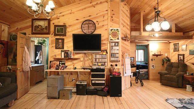 101 Briese Lane, Michigan City, IN 46360