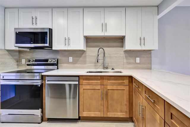 2940 N Course Drive 311, Pompano Beach, FL 33069