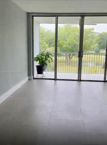 2940 N Course Drive 311, Pompano Beach, FL 33069