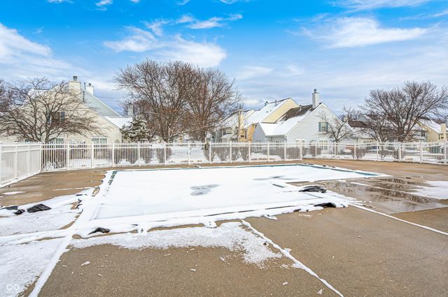 12673 Ladson Street, Fishers, IN 46038