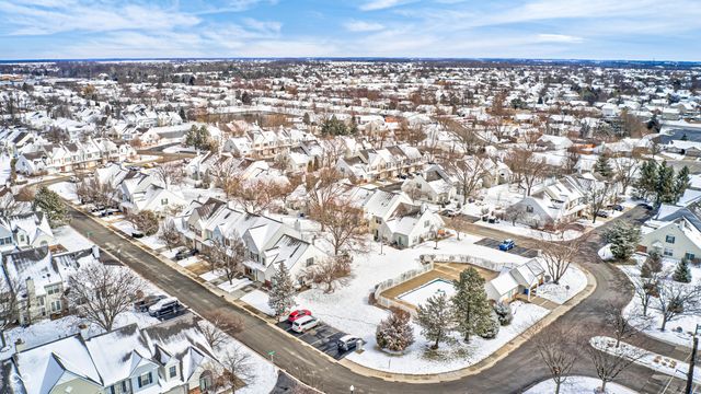 12673 Ladson Street, Fishers, IN 46038