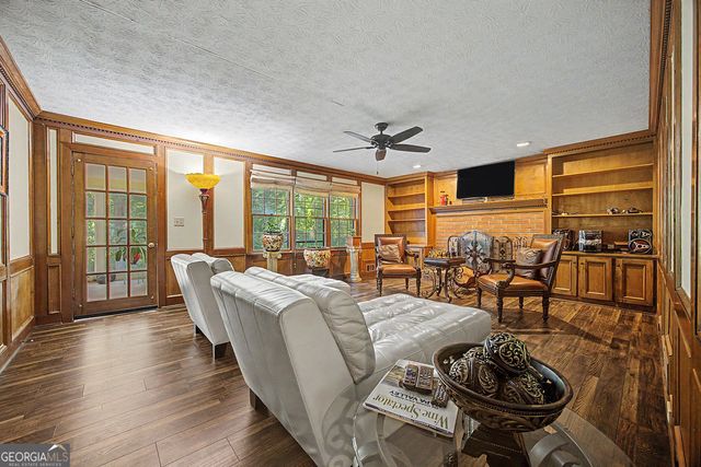 2622 Travois Way SW, Lilburn, GA 30047