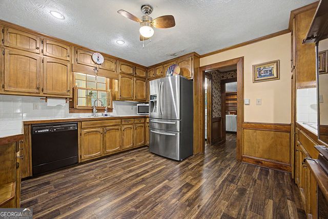 2622 Travois Way SW, Lilburn, GA 30047