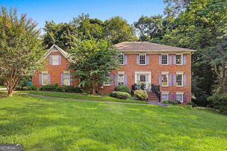 2622 Travois Way SW, Lilburn, GA 30047