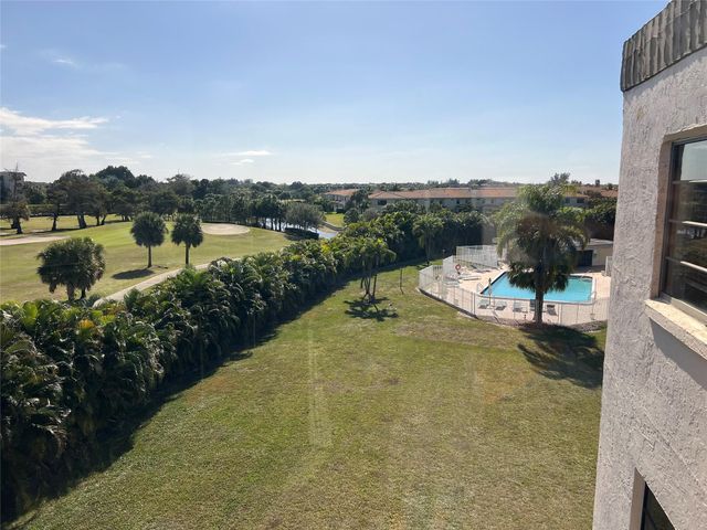 9300 SW 8th Street 422, Boca Raton, FL 33428