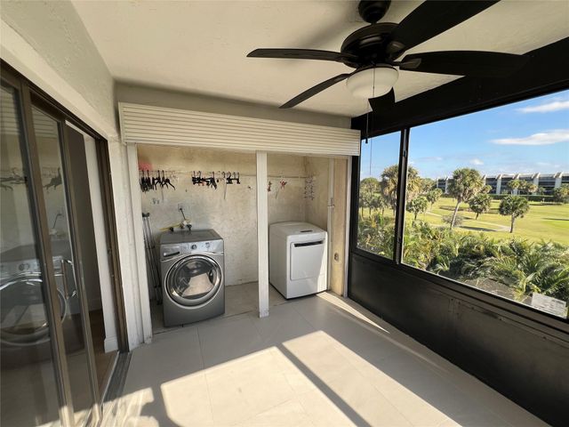 9300 SW 8th Street 422, Boca Raton, FL 33428