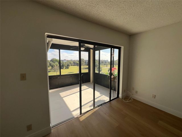 9300 SW 8th Street 422, Boca Raton, FL 33428