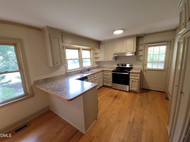 7000 Holly Springs Road, Raleigh, NC 27606