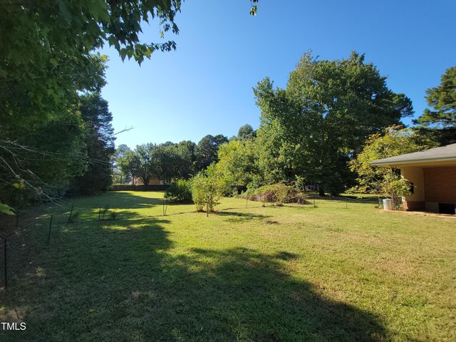 7000 Holly Springs Road, Raleigh, NC 27606