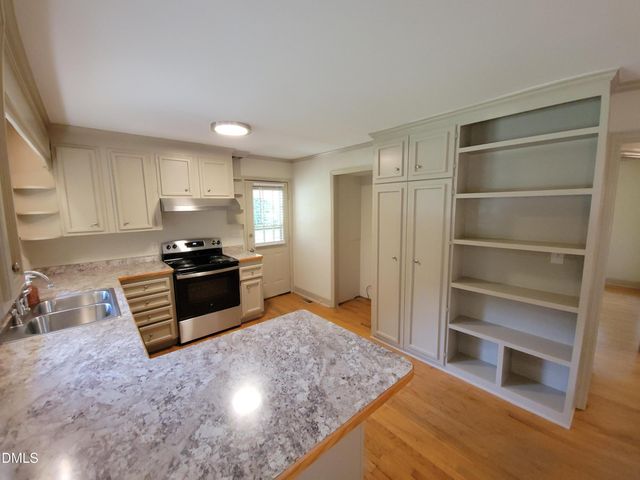 7000 Holly Springs Road, Raleigh, NC 27606