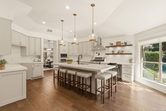 24 INWOOD MNR, San Antonio, TX 78248