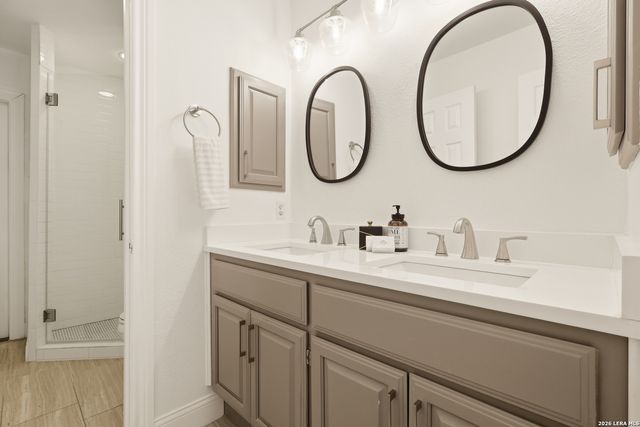 24 INWOOD MNR, San Antonio, TX 78248
