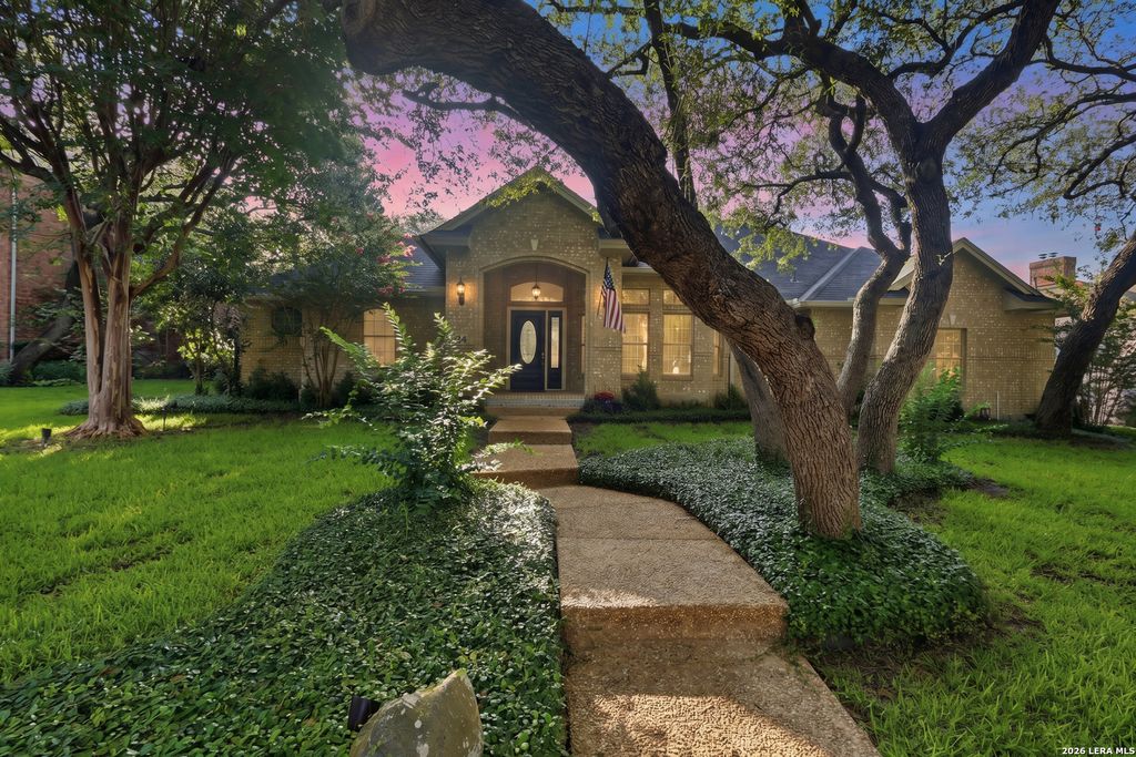 24 INWOOD MNR, San Antonio, TX 78248