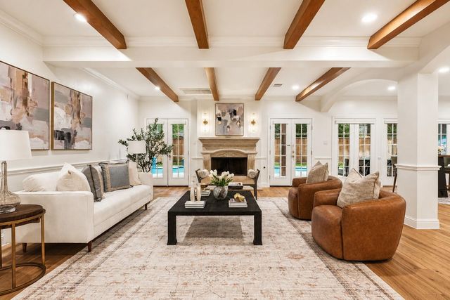 11407 Holidan Way, Hedwig Village, TX 77024