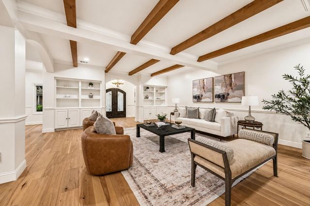 11407 Holidan Way, Hedwig Village, TX 77024