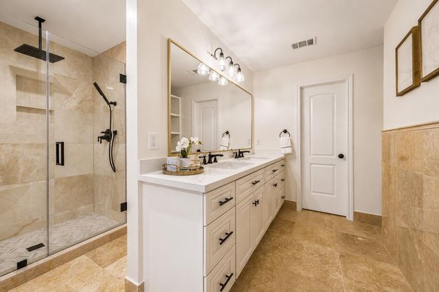 11407 Holidan Way, Hedwig Village, TX 77024