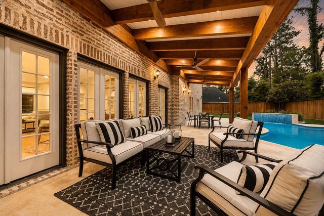 11407 Holidan Way, Hedwig Village, TX 77024