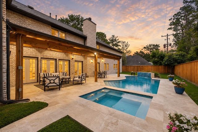 11407 Holidan Way, Hedwig Village, TX 77024