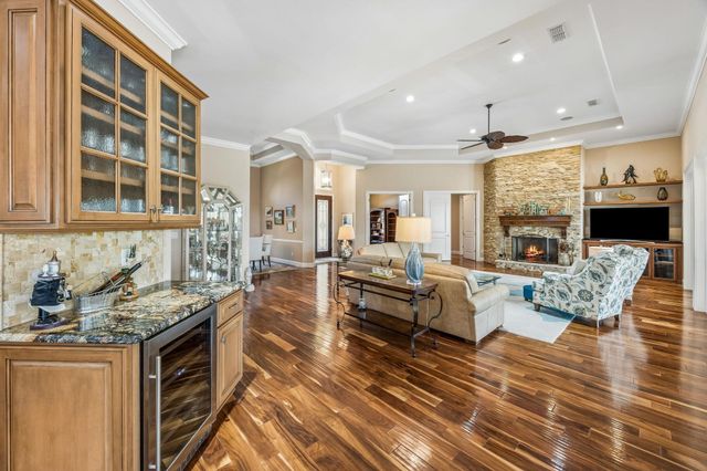 409 Lookout Point Dr, St Augustine, FL 32080