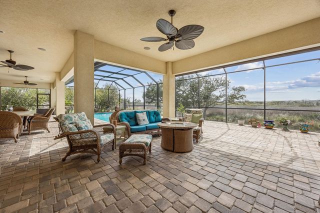 409 Lookout Point Dr, St Augustine, FL 32080