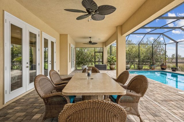 409 Lookout Point Dr, St Augustine, FL 32080