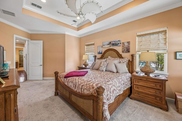 409 Lookout Point Dr, St Augustine, FL 32080