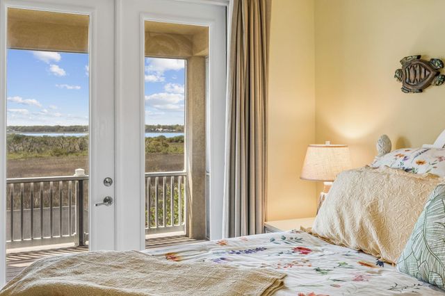 409 Lookout Point Dr, St Augustine, FL 32080