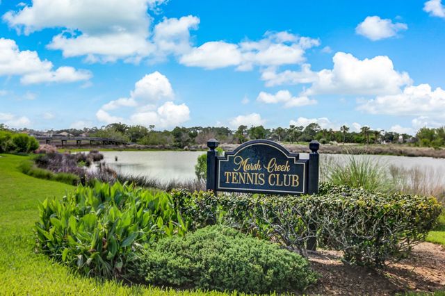 409 Lookout Point Dr, St Augustine, FL 32080