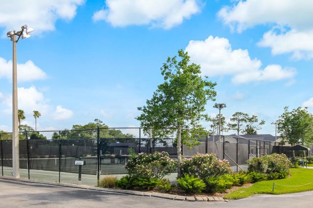 409 Lookout Point Dr, St Augustine, FL 32080