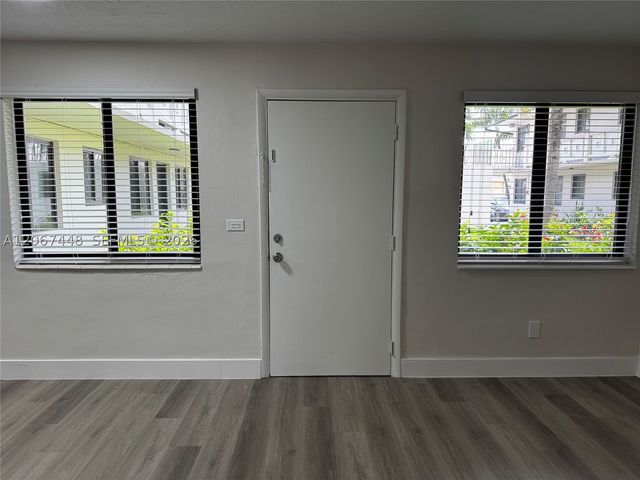 1345 W 28th St 5, Hialeah, FL 33010