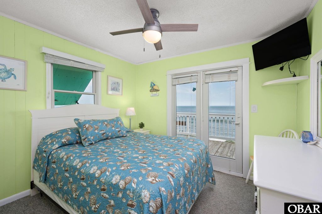 Image 35 of property listing at 218 E Altoona Street, Nags Head, NC 27959
