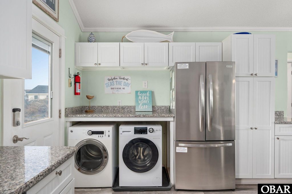 Image 6 of property listing at 218 E Altoona Street, Nags Head, NC 27959