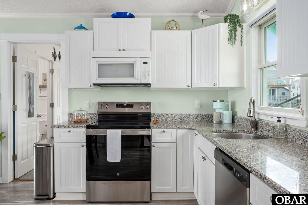 Image 8 of property listing at 218 E Altoona Street, Nags Head, NC 27959