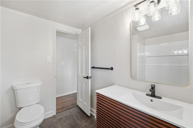 4005 NW 52nd Street, Riverside, MO 64150