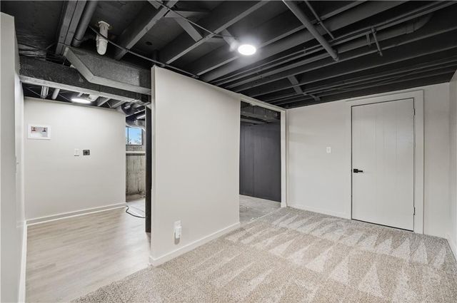 4005 NW 52nd Street, Riverside, MO 64150