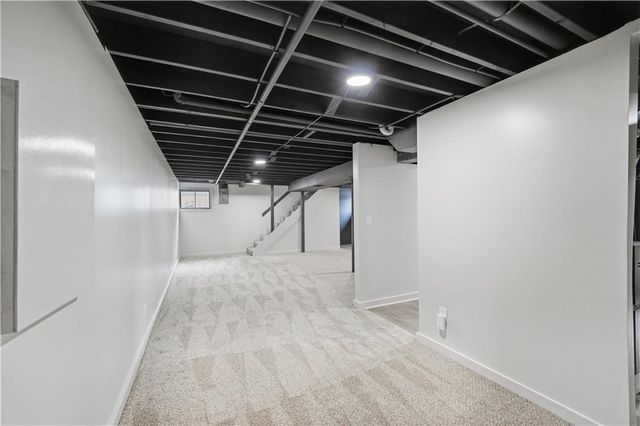 4005 NW 52nd Street, Riverside, MO 64150