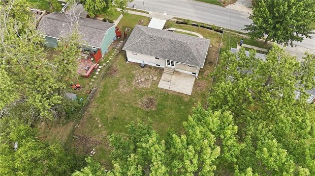 4005 NW 52nd Street, Riverside, MO 64150