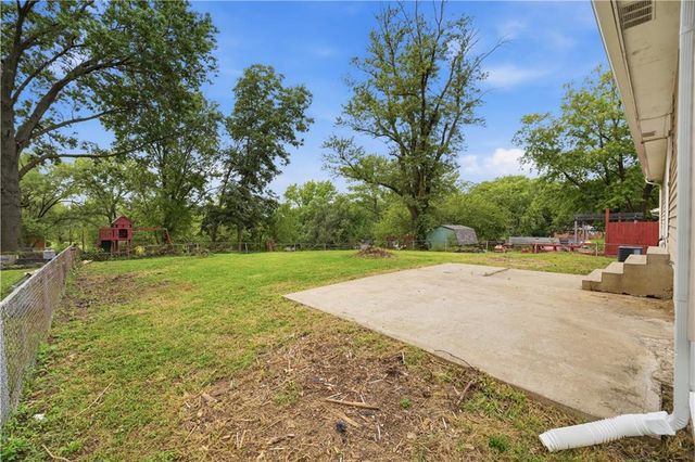 4005 NW 52nd Street, Riverside, MO 64150