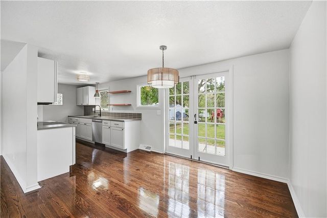 4005 NW 52nd Street, Riverside, MO 64150