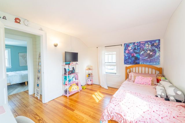 207 E John Street, Nappanee, IN 46550