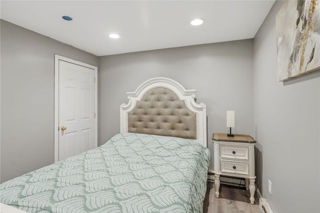 135 Seamans Street 1, Providence, RI 02908