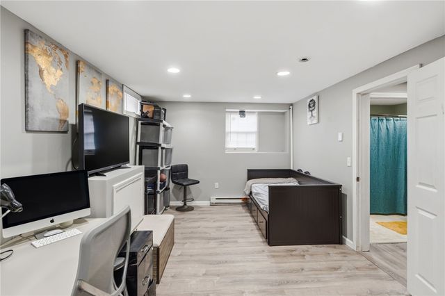 135 Seamans Street 1, Providence, RI 02908